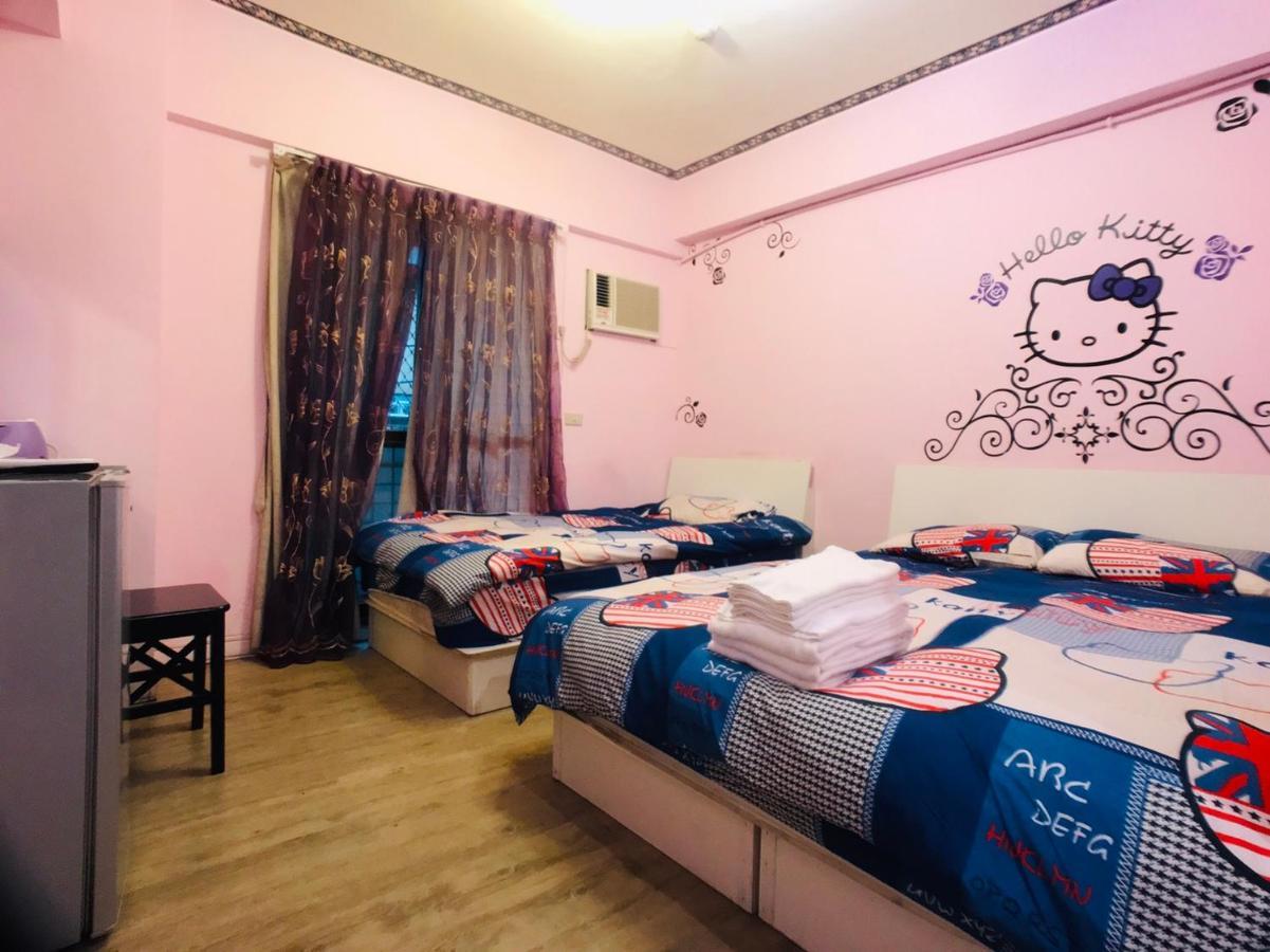 Love Feng Jia Apartment Hotel Тайчжун Екстер'єр фото